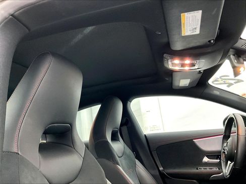 Used 2022 Mercedes-Benz CLA 250 image 28