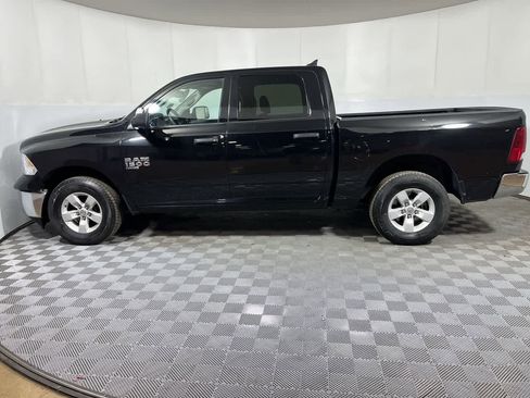 Used 2023 RAM 1500 Classic SLT w/ Trailer & Traction Group AWD/4WD image 5