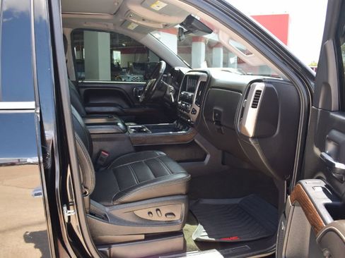 Used 2017 GMC Sierra 1500 Denali w/ Denali Ultimate Package AWD/4WD image 15