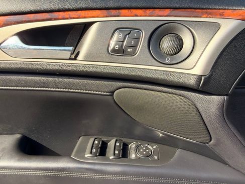 Used 2018 Lincoln MKZ Reserve AWD/4WD image 27