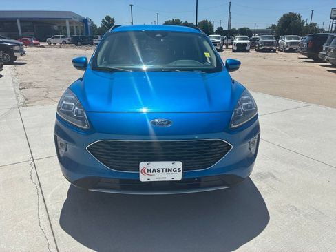 Used 2020 Ford Escape Titanium AWD/4WD image 10