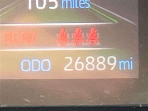 Certified 2022 Toyota RAV4 XLE image 28