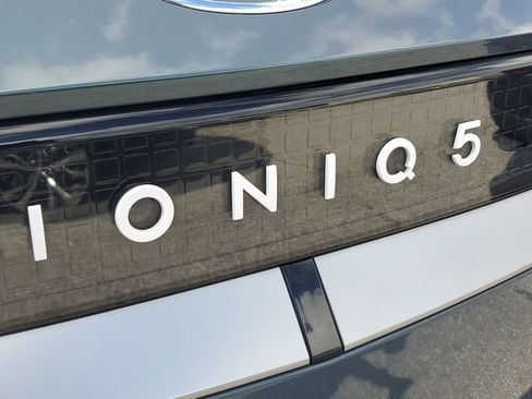 Used 2023 Hyundai Ioniq 5 SEL w/ Cargo Package RWD image 11