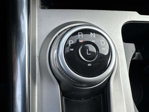 Used 2022 Ford Explorer XLT w/ Equipment Group 202A image 20