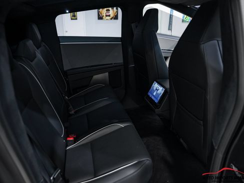 Used 2026 Tesla Cybertruck AWD Crew Cab image 10