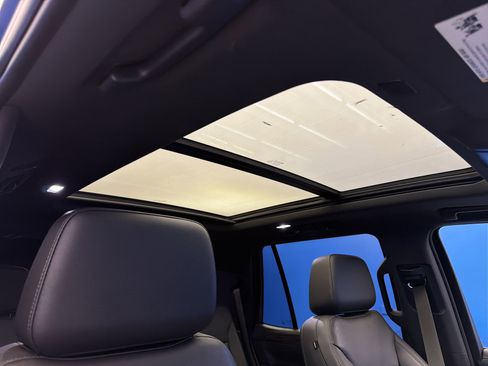 Used 2021 Chevrolet Tahoe LT image 26