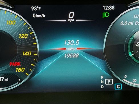 Used 2023 Mercedes-Benz C 300 4MATIC Cabriolet image 4