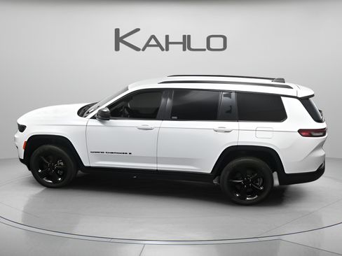 Used 2023 Jeep Grand Cherokee L Laredo AWD/4WD image 5
