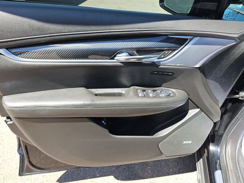 Used 2020 Cadillac XT6 Sport AWD/4WD image 10