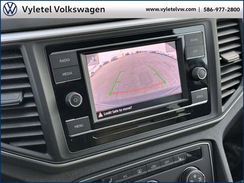 Certified 2023 Volkswagen Atlas Cross Sport SE image 26