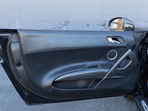 Used 2011 Audi R8 V10 image 17