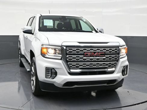 Used 2022 GMC Canyon Denali image 7