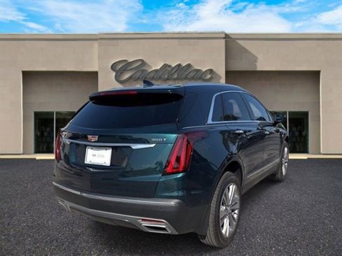 Certified 2026 Cadillac XT5 Premium Luxury w/ Driver Assist Package FWD image 5