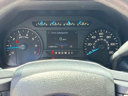 Used 2017 Ford F150 XL w/ Equipment Group 101A Mid RWD image 22