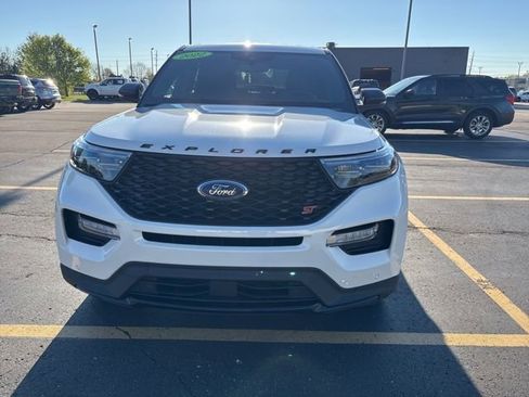 Certified 2022 Ford Explorer ST w/ Equipment Group 401A AWD/4WD image 23