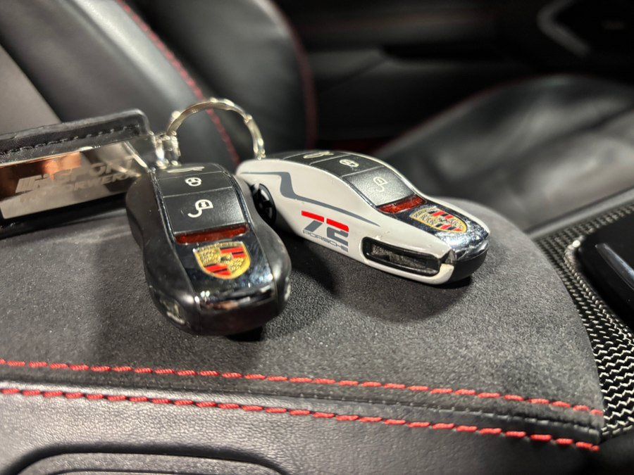 Used 2015 Porsche 911 Carrera S image 17