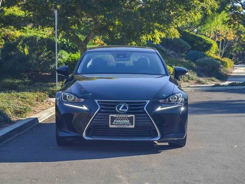 Used 2017 Lexus IS 200t image 2