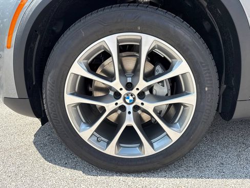 New 2026 BMW X5 xDrive40i AWD/4WD image 9