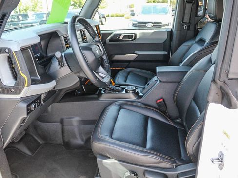 Certified 2023 Ford Bronco Badlands w/ Sasquatch Package AWD/4WD image 18