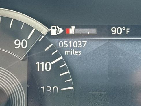 Used 2022 Land Rover Range Rover Velar R-Dynamic S image 27