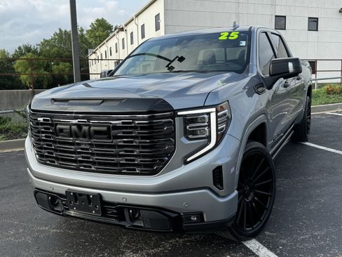 Used 2025 GMC Sierra 1500 Denali AWD/4WD image 17