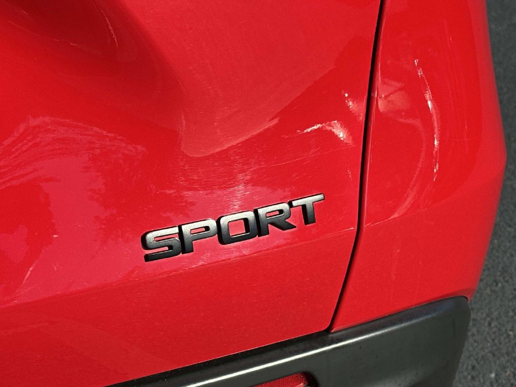 Used 2025 Honda HR-V Sport image 10