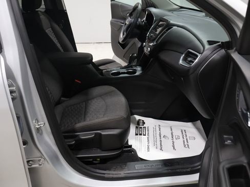 Used 2019 Chevrolet Equinox LT image 22