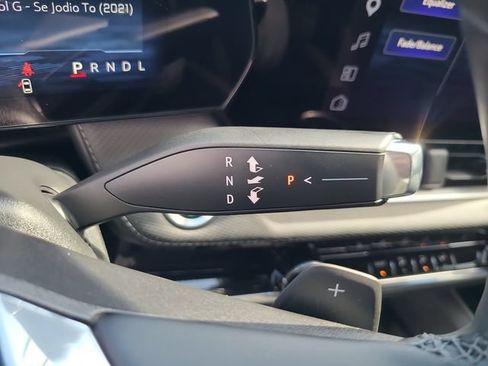 New 2026 Chevrolet Equinox LT w/ Safety and Technology Package FWD image 34