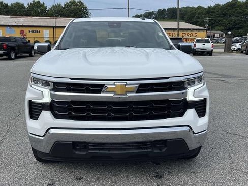 Used 2023 Chevrolet Silverado 1500 LT AWD/4WD image 10