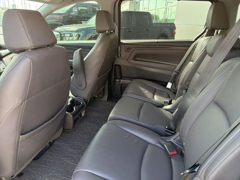 Used 2022 Honda Odyssey EX-L image 3