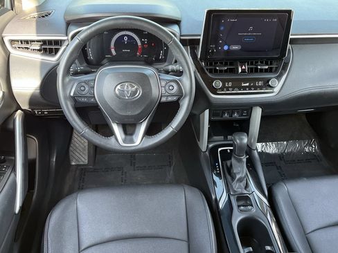 Used 2024 Toyota Corolla Cross XLE AWD/4WD image 10