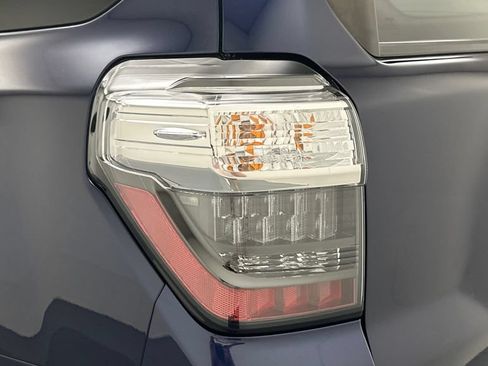 Certified 2022 Toyota 4Runner Limited AWD/4WD image 23