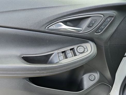 Used 2022 Buick Encore GX Essence w/ Advanced Technology Package AWD/4WD image 14