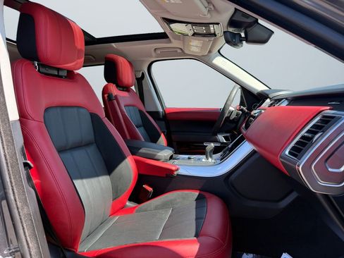 Used 2022 Land Rover Range Rover Sport HST image 15