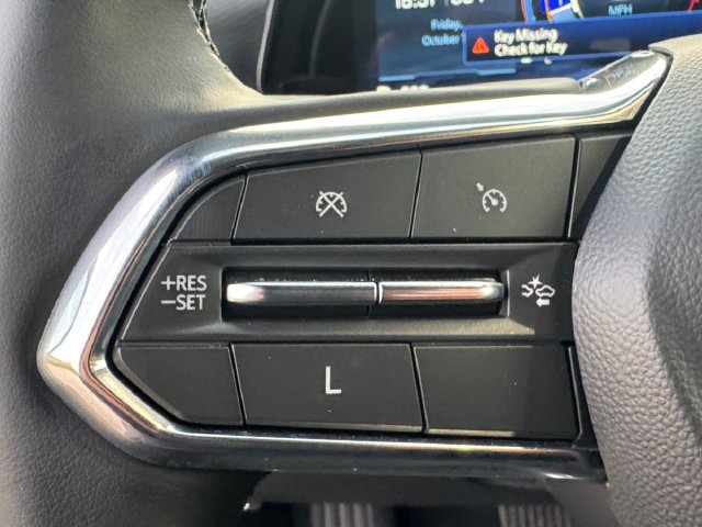Used 2025 Chevrolet Equinox LT w/ Convenience Package II FWD image 7