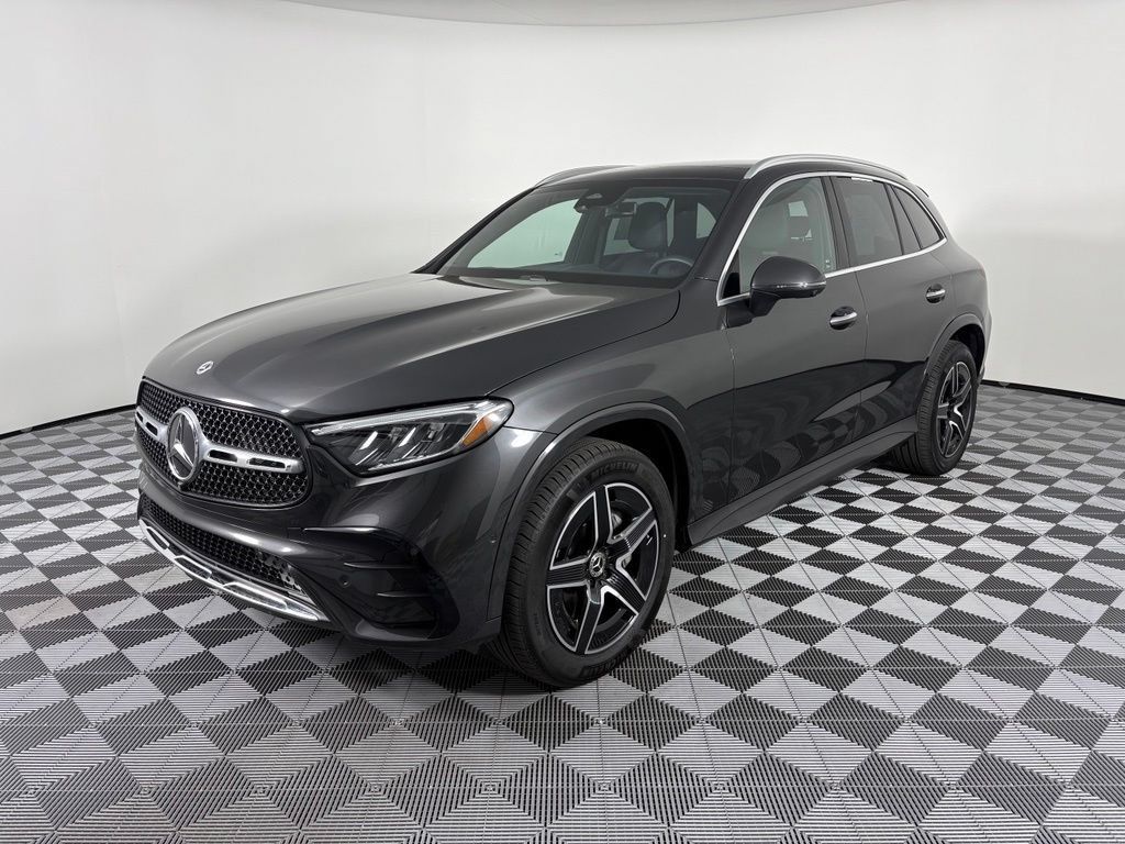Certified 2026 Mercedes-Benz GLC 300 4MATIC image 3