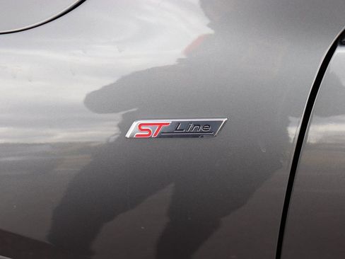 Used 2023 Ford Escape ST-Line Select image 6