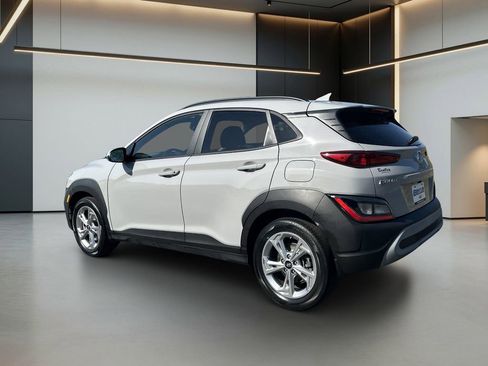 Used 2023 Hyundai Kona SEL w/ Convenience Package AWD/4WD image 3