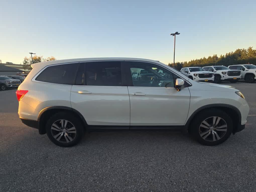 Used 2016 Honda Pilot EX-L image 2