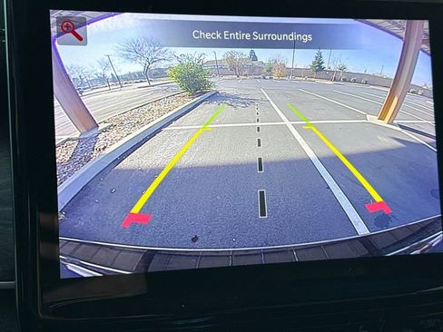 Used 2024 Jeep Grand Cherokee Limited image 29