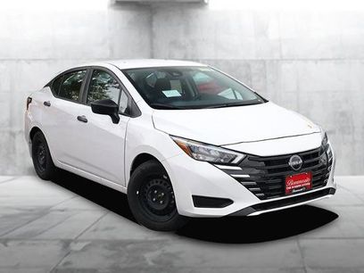 New 2025 Nissan Versa S w/ Trunk Package