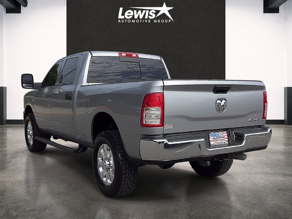 Used 2024 RAM 2500 Tradesman w/ Chrome Appearance Group AWD/4WD image 3
