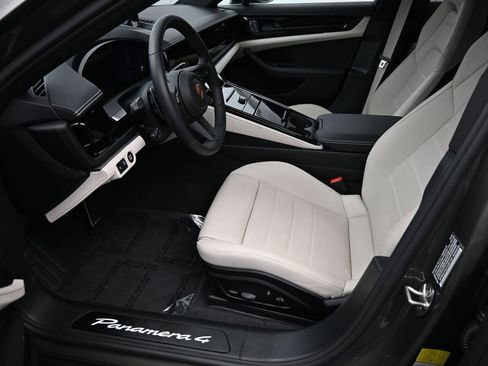 Certified 2026 Porsche Panamera 4 AWD/4WD image 6