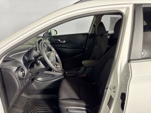 Used 2022 Hyundai Kona SEL w/ Convenience Package AWD/4WD image 11
