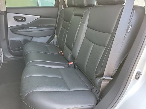 Used 2020 Nissan Murano SL w/ Moonroof Package AWD/4WD image 14