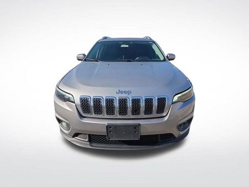 Used 2019 Jeep Cherokee Latitude Plus w/ Cold Weather Group image 10