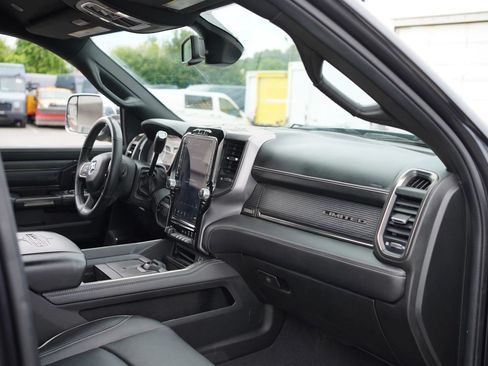 Used 2021 RAM 2500 Limited AWD/4WD image 2