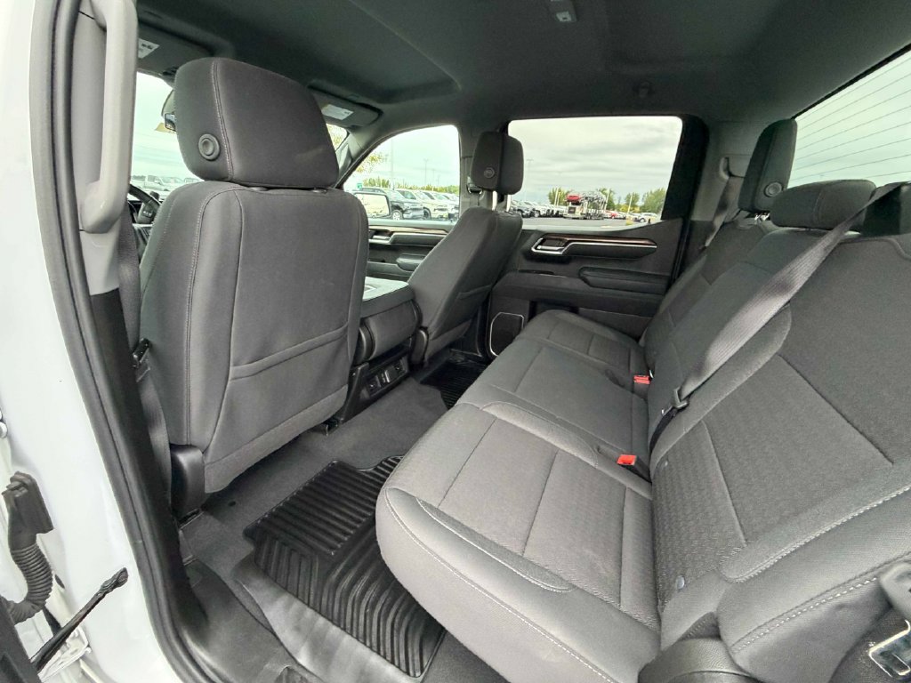 Used 2026 Chevrolet Silverado 1500 LT AWD/4WD image 19