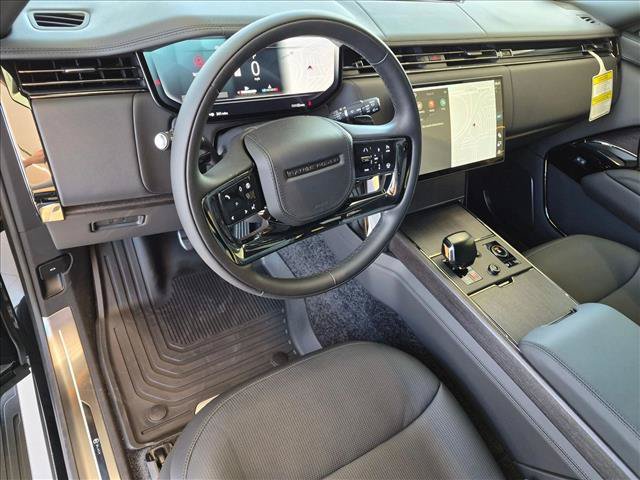 New 2027 Land Rover Range Rover Long Wheel Base SV AWD/4WD image 3