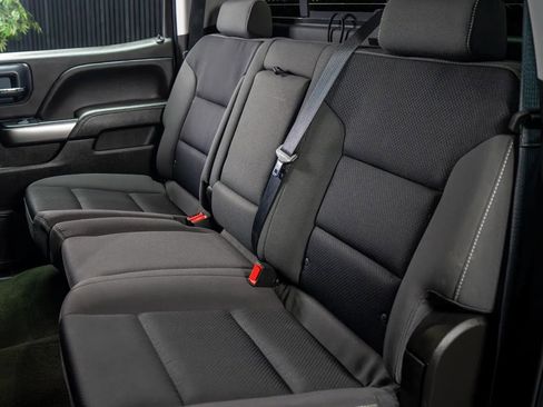 Used 2018 Chevrolet Silverado 1500 LT w/ All Star Edition image 15